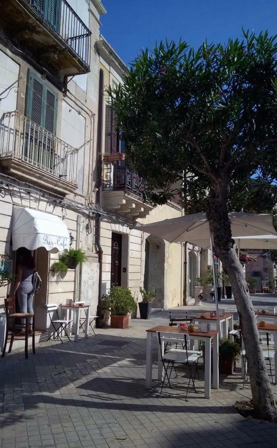 B&B Luna سيراكوزا المظهر الخارجي الصورة